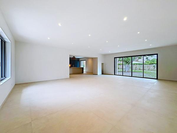 Mas de charme en pierre à Rognonas -5 pièces -160m² +70m²-Rénovation 2025