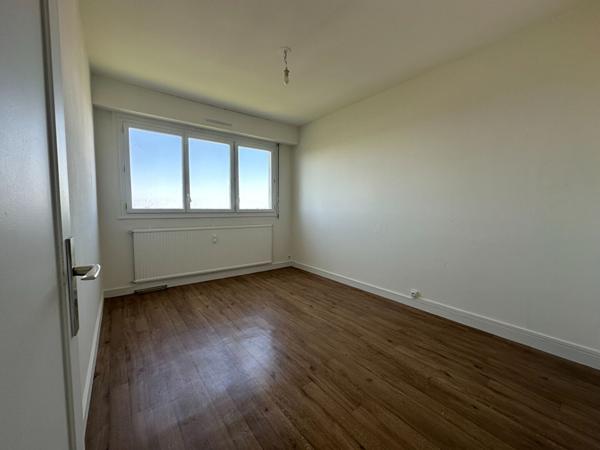 ANGERS-ARBORETUM-Type 4- DERNIER ETAGE-ASCENSEUR