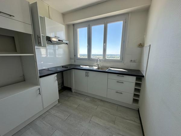 ANGERS-ARBORETUM-Type 4- DERNIER ETAGE-ASCENSEUR