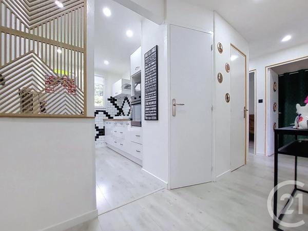 Appartement F3 à vendre  3 pièces - 64,50 m 2   AMELIE LES BAINS PALALDA  - 66