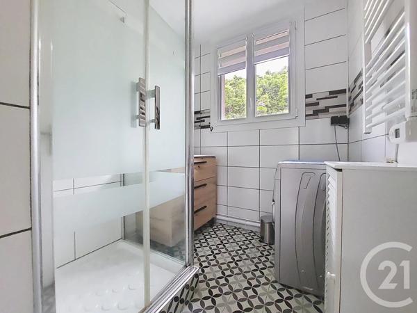 Appartement F3 à vendre  3 pièces - 64,50 m 2   AMELIE LES BAINS PALALDA  - 66