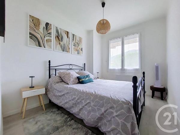Appartement F3 à vendre  3 pièces - 64,50 m 2   AMELIE LES BAINS PALALDA  - 66