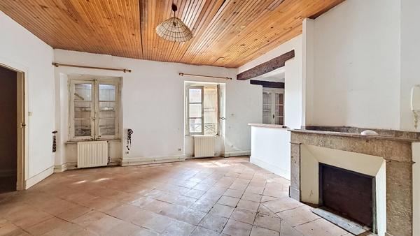 Castelsarrasin ensemble immobilier de caractère.