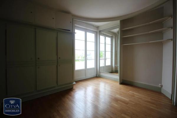 Appartement à louer 4 pièces 86.86m² Dijon (21000)