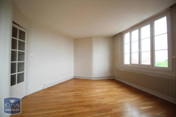 Appartement à louer 4 pièces 86.86m² Dijon (21000)
