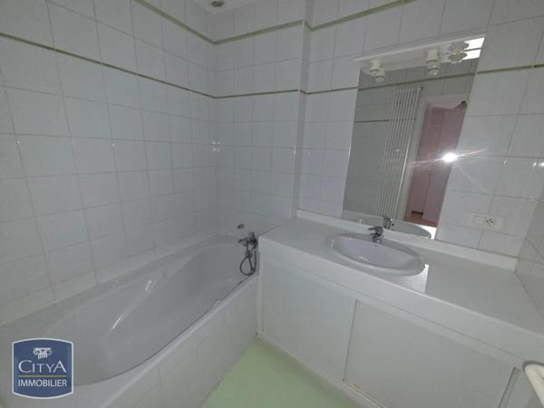 Appartement à louer 3 pièces 65m² Issoire (63500)