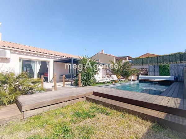 Maison à ROQUEBRUNE-SUR-ARGENS, 83520 - 5 pièces 118m²