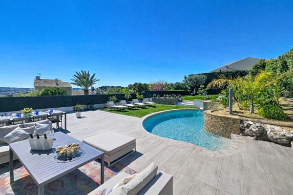 Les Lones - Villa 210 m² aux prestations haut de gamme - vue mer - Garages