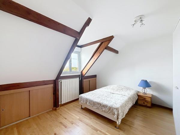 Maison familiale au calme avec de beaux volumes