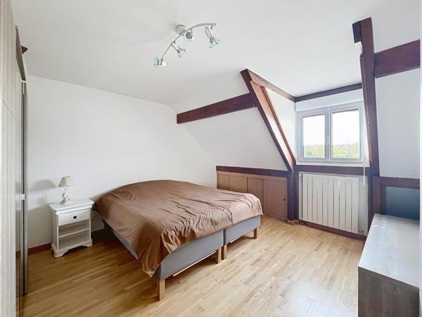Maison familiale au calme avec de beaux volumes