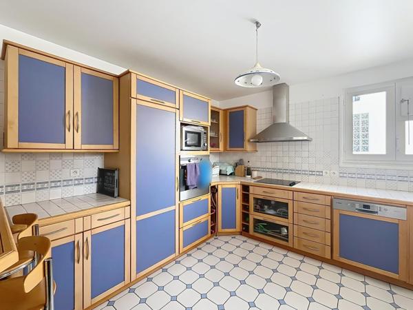Maison familiale au calme avec de beaux volumes
