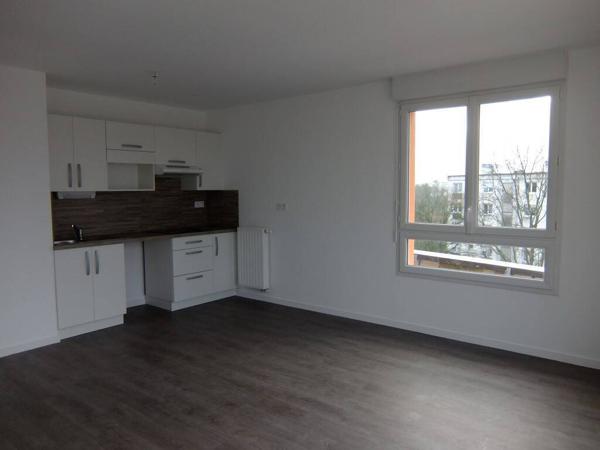 Appartement 3 pièces                                        - 44300 Nantes - ZA Hauts de Gesvre Réf : 12335