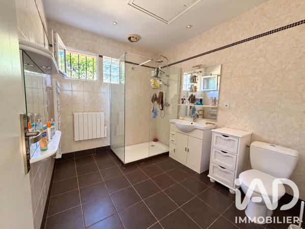 Maison à vendre 5 pièces 135 m² Le Luc