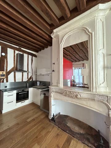"APPARTEMENT MEUBLÉ 2 PIECES LE MANS 42M2"