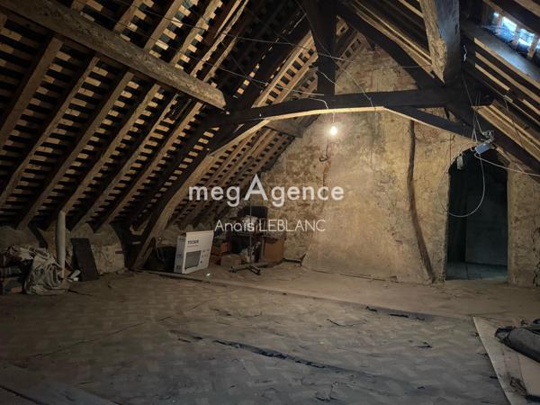 Maison à Évron, 53600 - 4 pièces 98m²