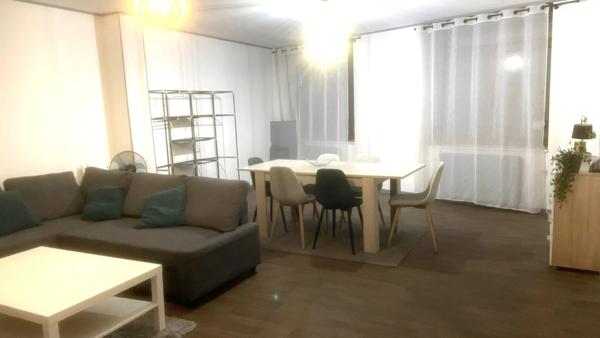 MAISON de 211 M2 avec 5 à 6 chambres dont une au rez de chaussée proche transport