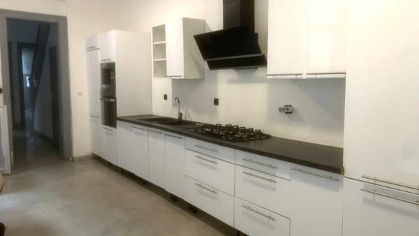 MAISON de 211 M2 avec 5 à 6 chambres dont une au rez de chaussée proche transport