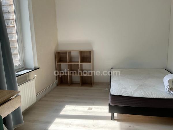 MAISON de 211 M2 avec 5 à 6 chambres dont une au rez de chaussée proche transport