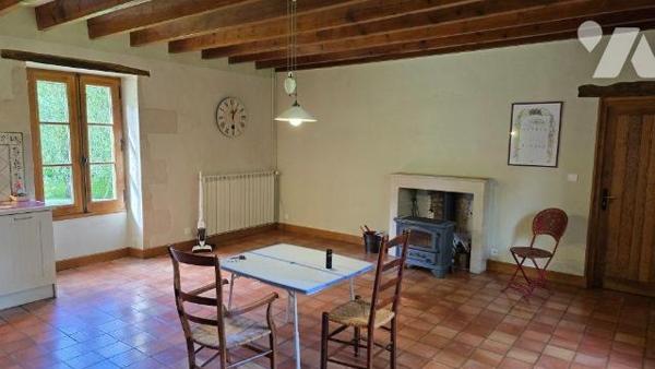 COUP DE COEUR! Propriété au calme sur terrain de 7500m²