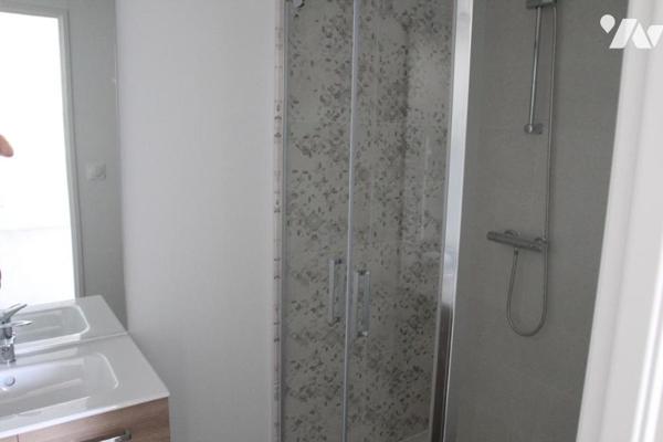 NIORT CENTRE VILLE, DANS UN IMMEUBLE COMPLETEMENT RESTAURE, 5 APPARTEMENTS DE TYPE 2.