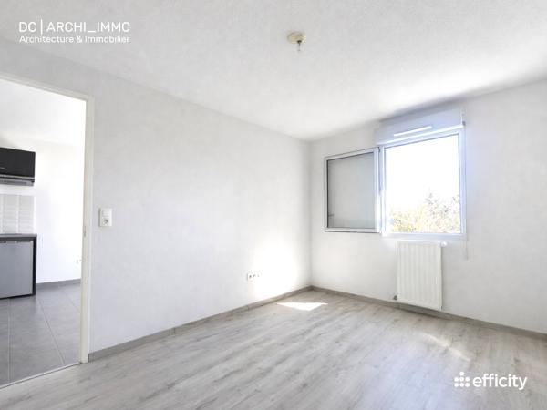 Appartement
         2 pièces
        - 40 m² Exclusivité 140 000 € *