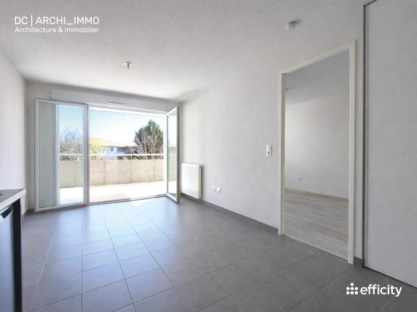 Appartement
         2 pièces
        - 40 m² Exclusivité 140 000 € *