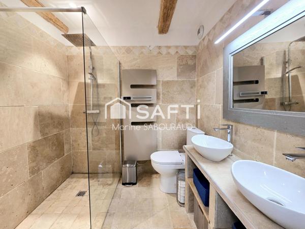 Maison de Village entièrement refaite F5