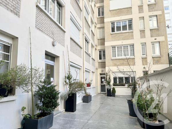 Appartement F1 à vendre  1 pièce - 19,74 m2 COURBEVOIE - 92
