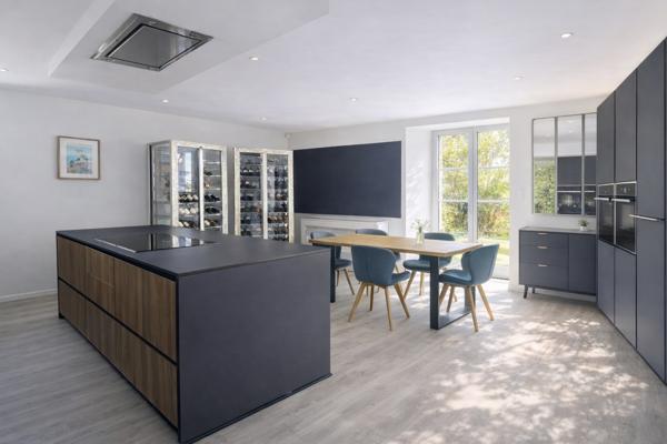 Maison 7 pièces - 240 m²