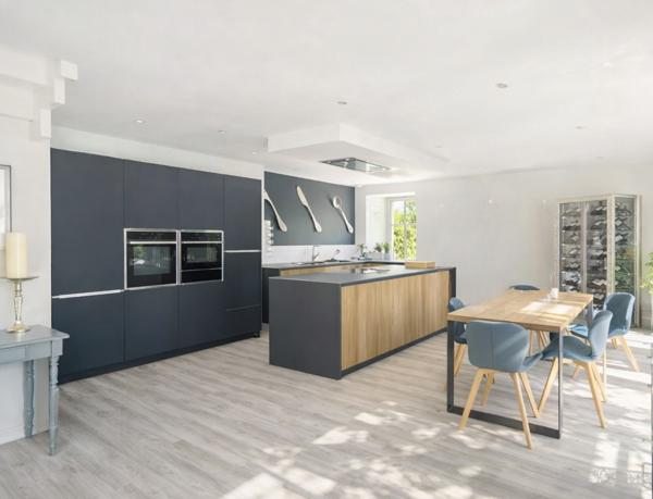 Maison 7 pièces - 240 m²