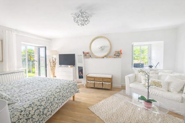 Maison 7 pièces - 240 m²