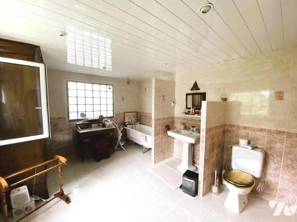 LANGRUNE SUR MER - MAISON ANCIENNE