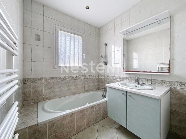 Maison Les Sables d'Olonne Le Petit Paris3 chambres jardin terrasse garage