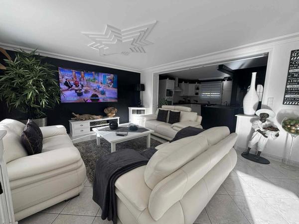 🏡 Maison moderne de 185 m² – Lumineuse, spacieuse et pleine de charme