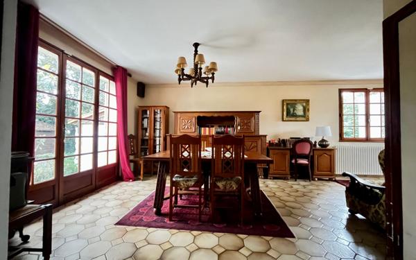 Maison à vendre    4 pièces •  La Rochelle