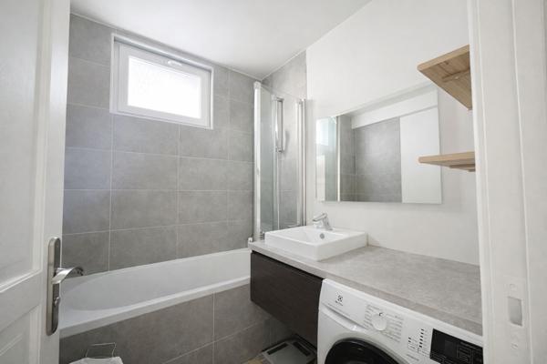 Appartement Suresnes 4 pièces 71 m2 - cave - stationnement