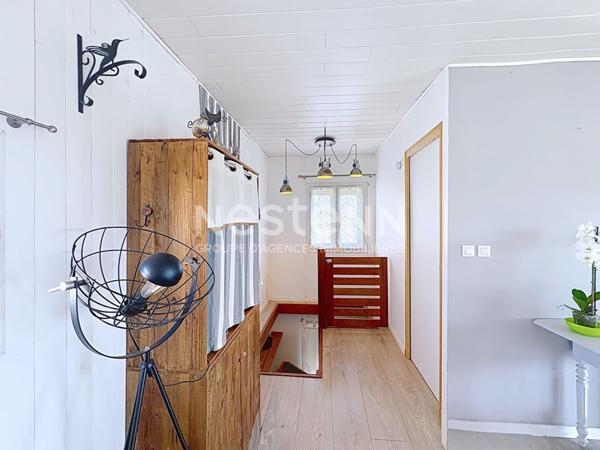 Charmant chalet 3 pièces entièrement rénové de 70 m² avec terrasse, espace arboré & garage à Gruissan Plage des Chalets