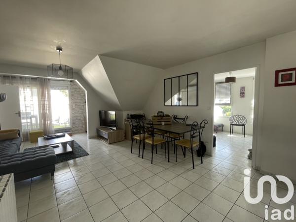 Appartement à vendre 3 pièces 69 m² Saint-Cyr-sur-Loire