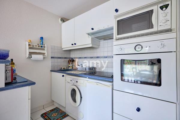 Appartement 2 pièces, balcon, parking