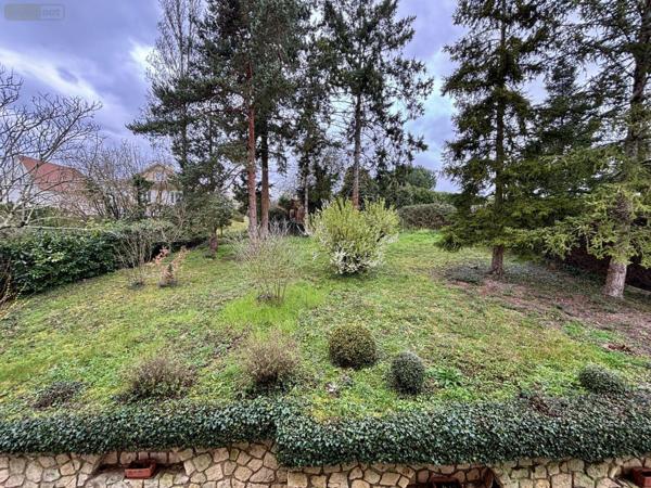 Maison à vendre à Montmorillon dans la Vienne (86500), ref : VM562-86001