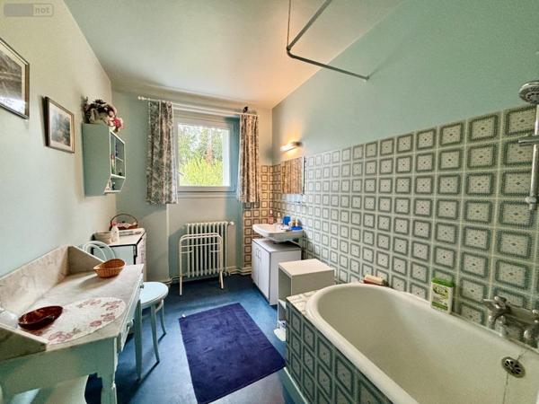 Maison à vendre à Montmorillon dans la Vienne (86500), ref : VM562-86001