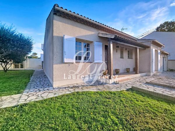 Villa de plain-pied avec garage et terrain piscinable à Mauguio
