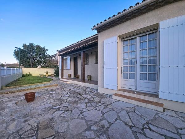 Villa de plain-pied avec garage et terrain piscinable à Mauguio