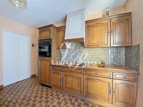 Villa de plain-pied avec garage et terrain piscinable à Mauguio