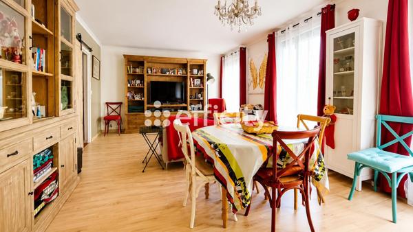 Appartement
         4 pièces
        - 83 m² Exclusivité 197 000 € *