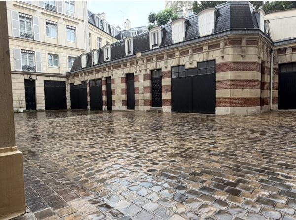 Appartement
         3 pièces
        - 25 m² Exclusivité 279 999 € *