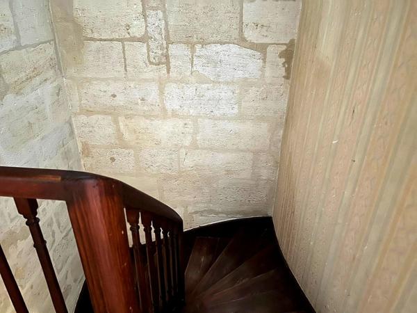 Dpt Gironde (33), à vendre FARGUES SAINT HILAIRE maison en pierre - P6 de 186 m² - Terrain de 1 723,00 m²