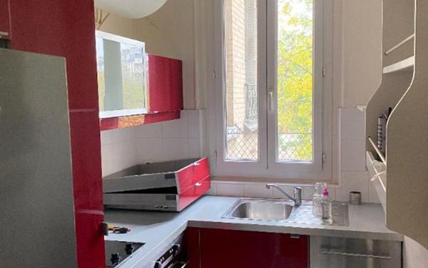 Appartement à louer    1 pièce •  Paris 12