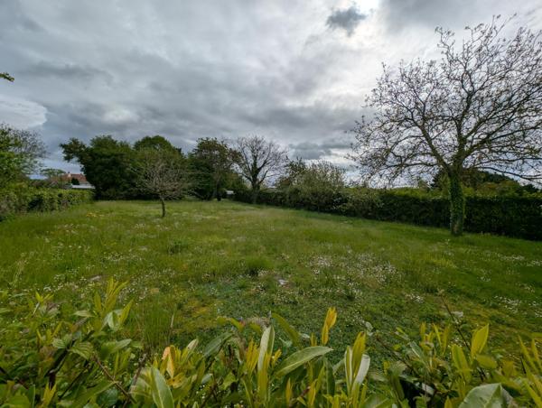 Terrain à PARCE-SUR-SARTHE, 72300 - 1078m²