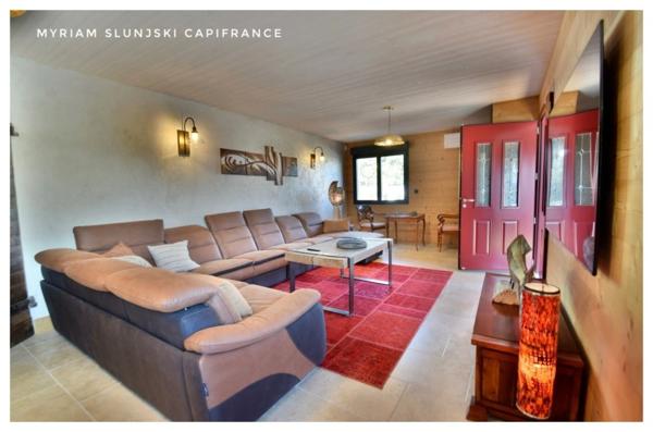 Dpt Landes (40), à vendre Villa atypique refaite à neuf, proche autoroute, océan, au calme.